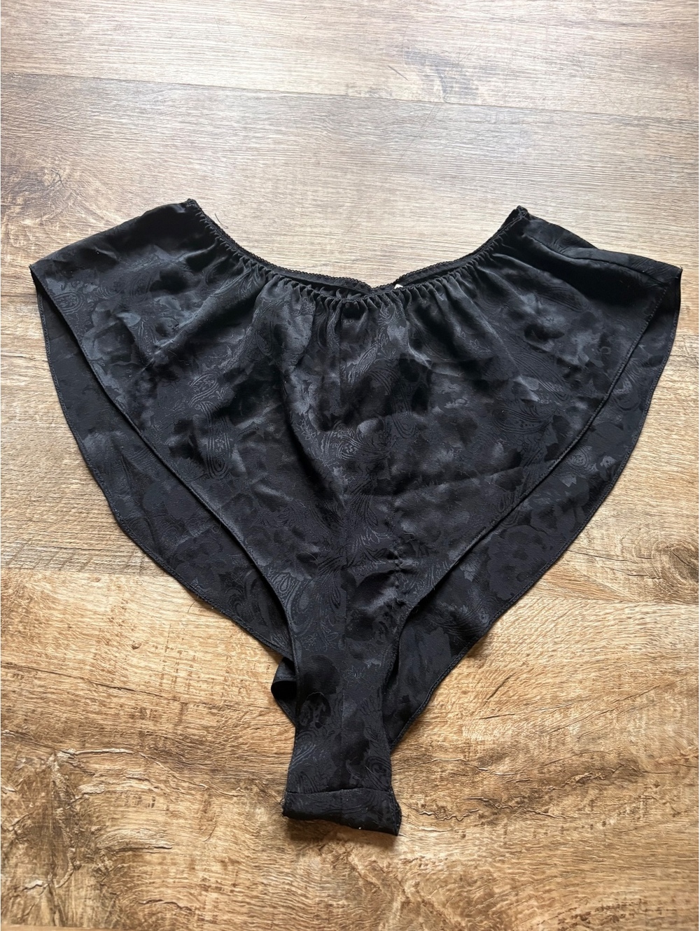 Vintage Victoria's Secret Black Silk High-Waisted Cheeky Bottoms Size Small